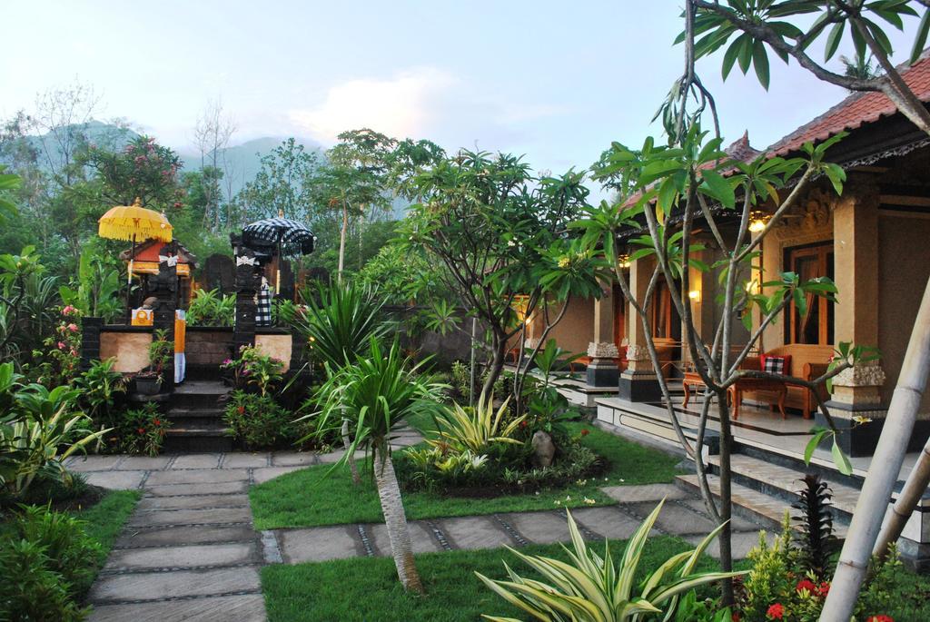 Trijaya Guest House Pemuteran Kültér fotó