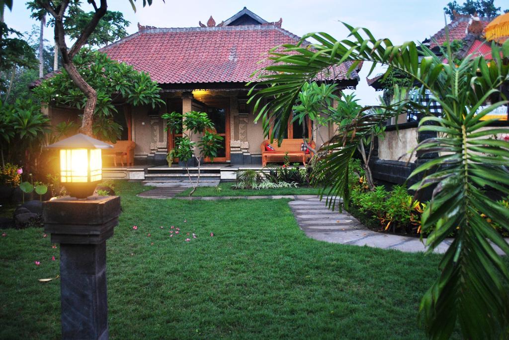 Trijaya Guest House Pemuteran Kültér fotó