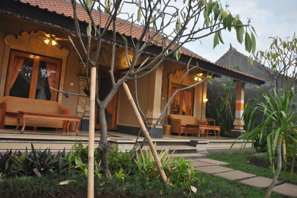 Trijaya Guest House Pemuteran Kültér fotó